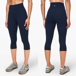 Lululemon Wunder Under Hi-Rise 1/2 Tight *Full-On Luxtreme 17"
Midnight Navy